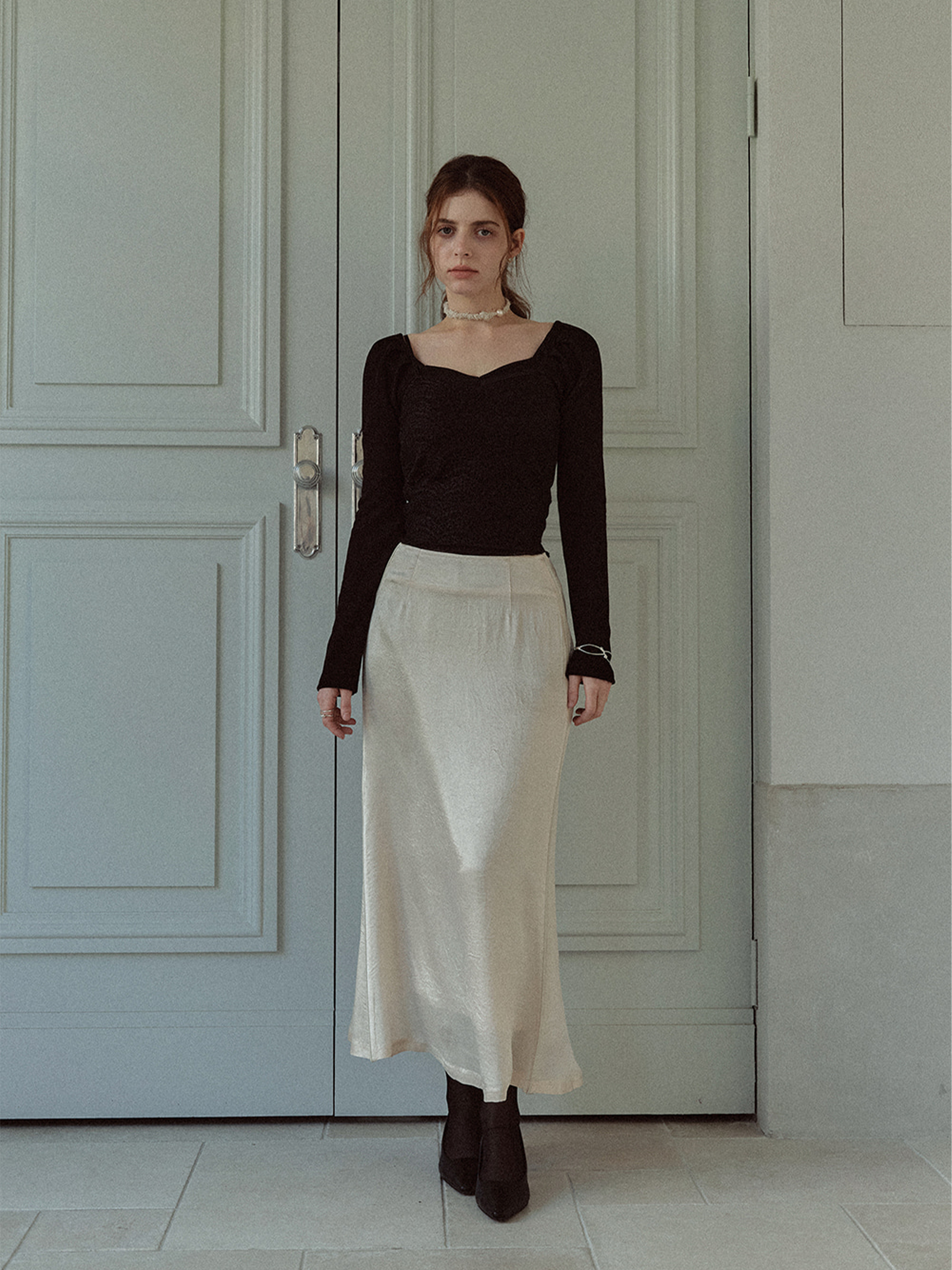 Leather rim satin skirt (Cream)