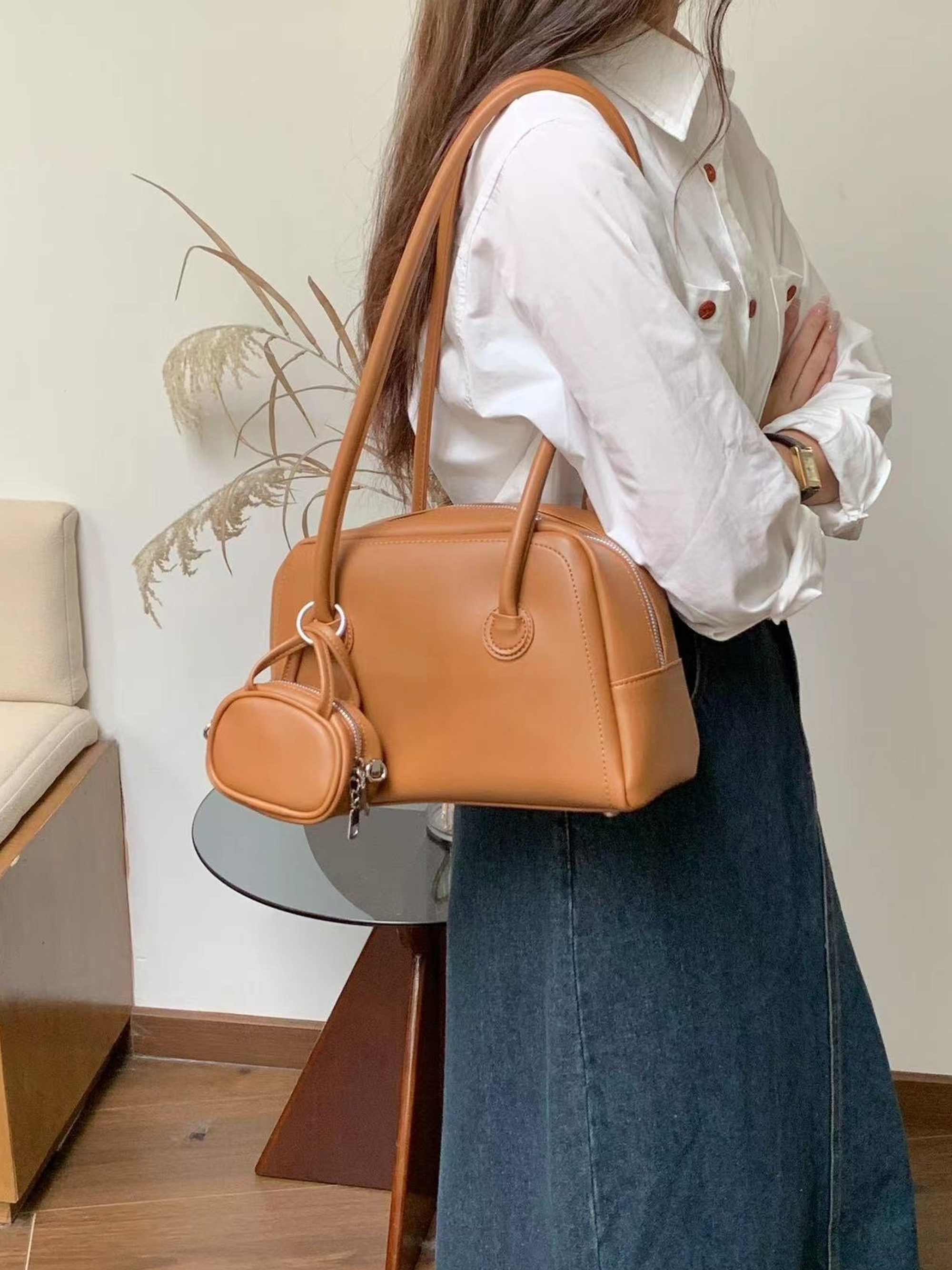 Twins basic shoulder bag