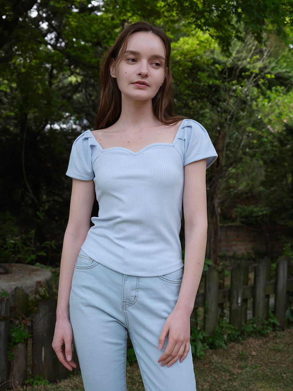 Heart neck golgi top (Sky-blue)