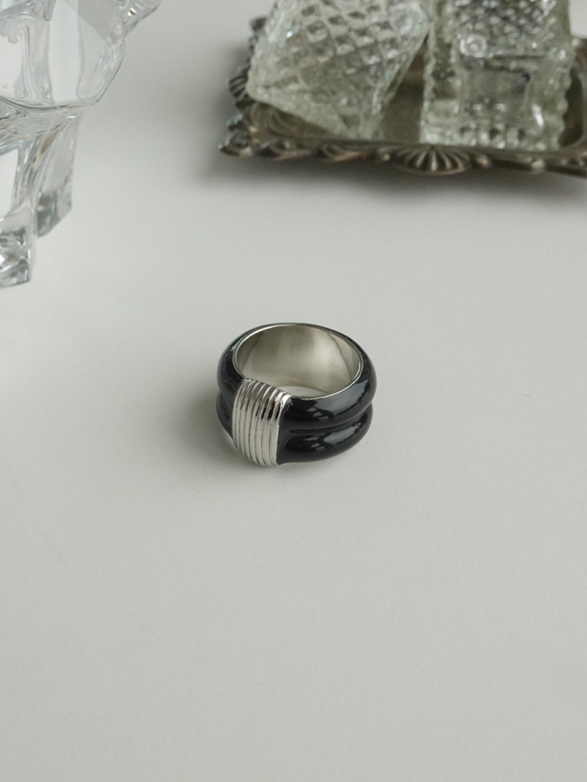 Urban bold ring