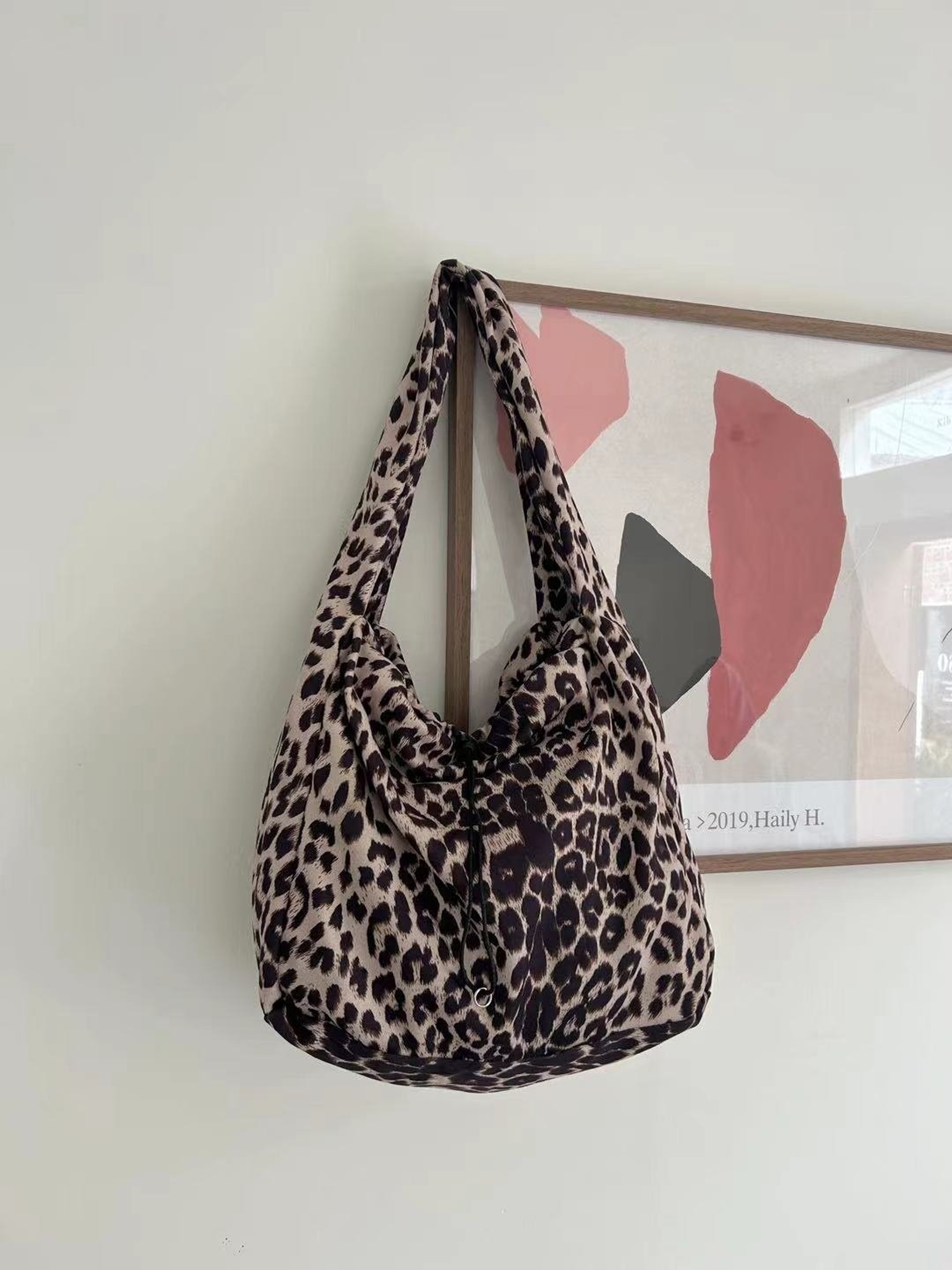 Leopard one-shoulder tote